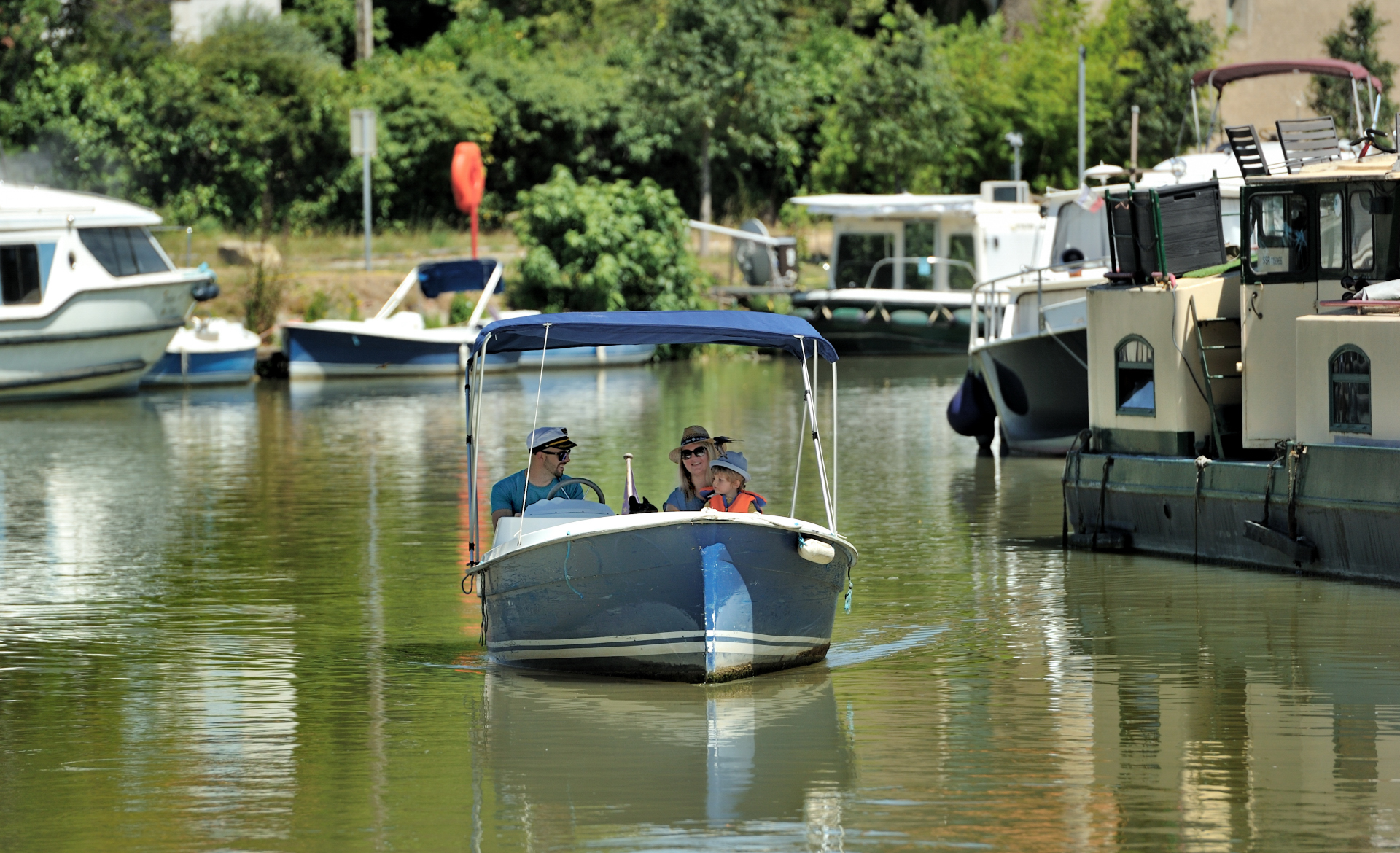20210707 GD Famille bateau canal du Midi Capestang rx9